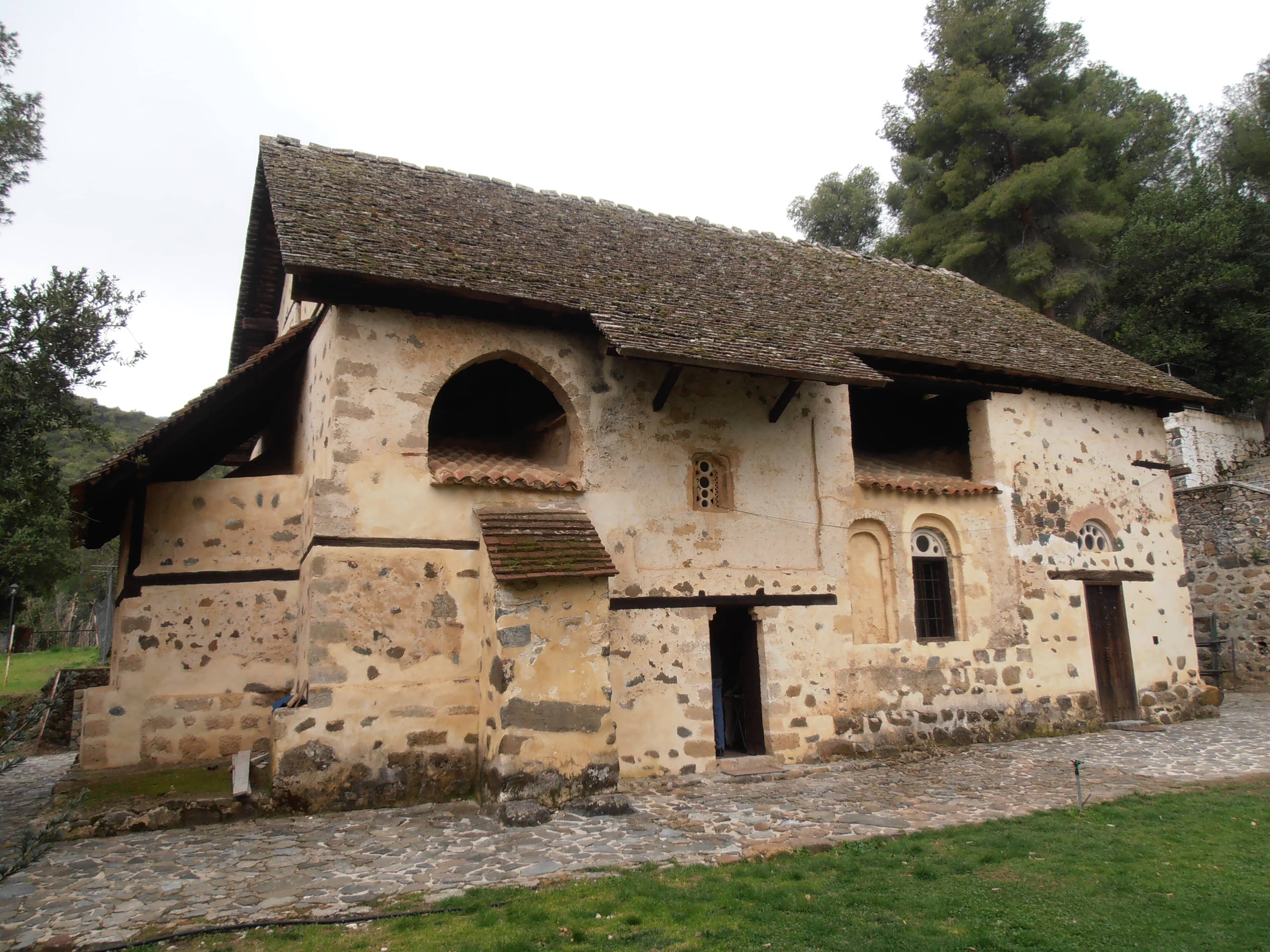 Unique 'Roof' Architecture