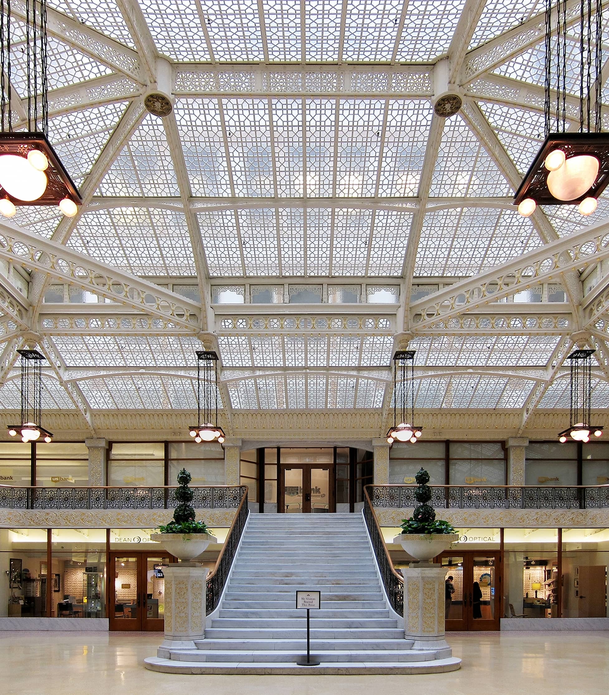 Central Light Court