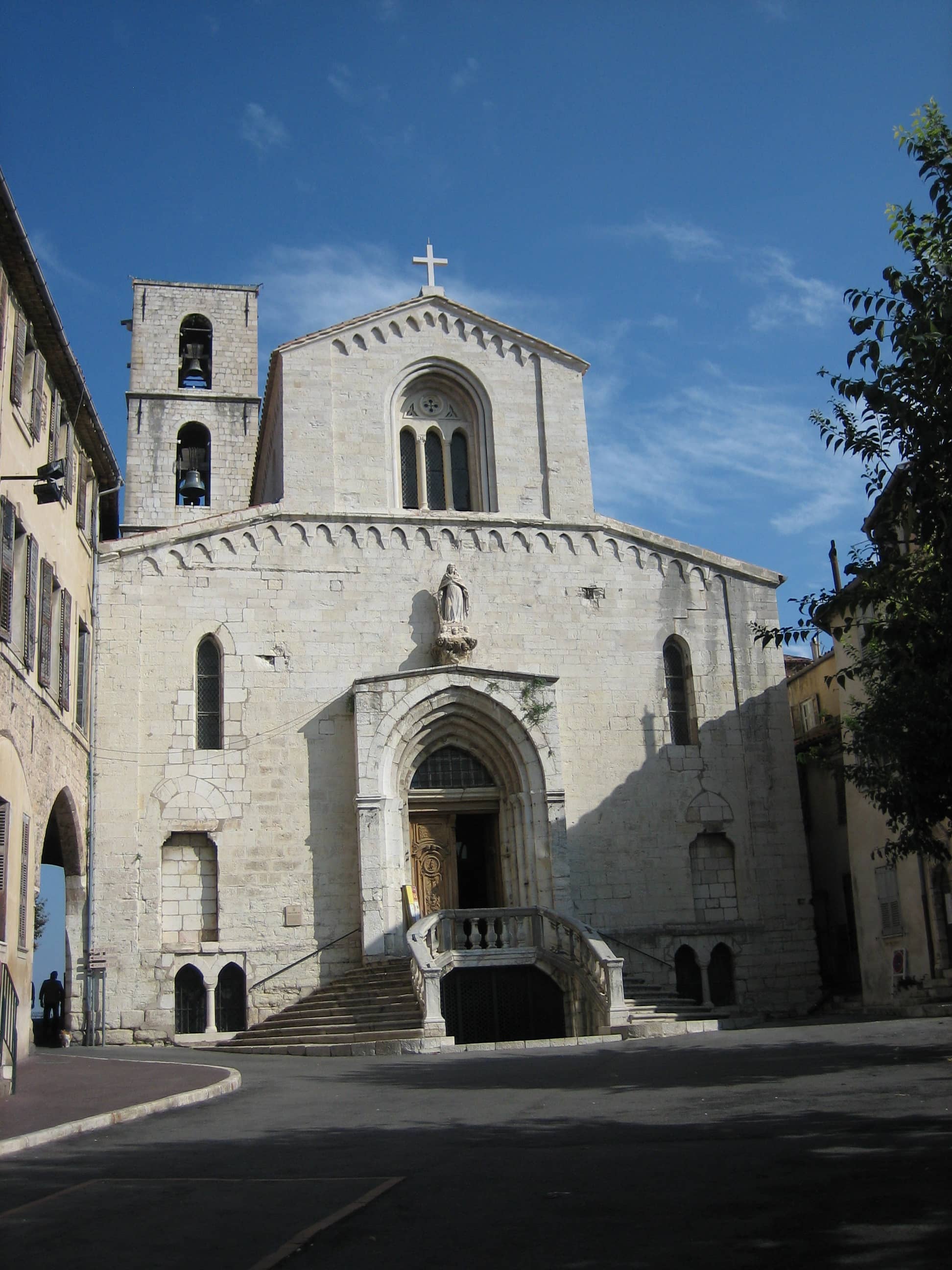 Romanesque Architecture