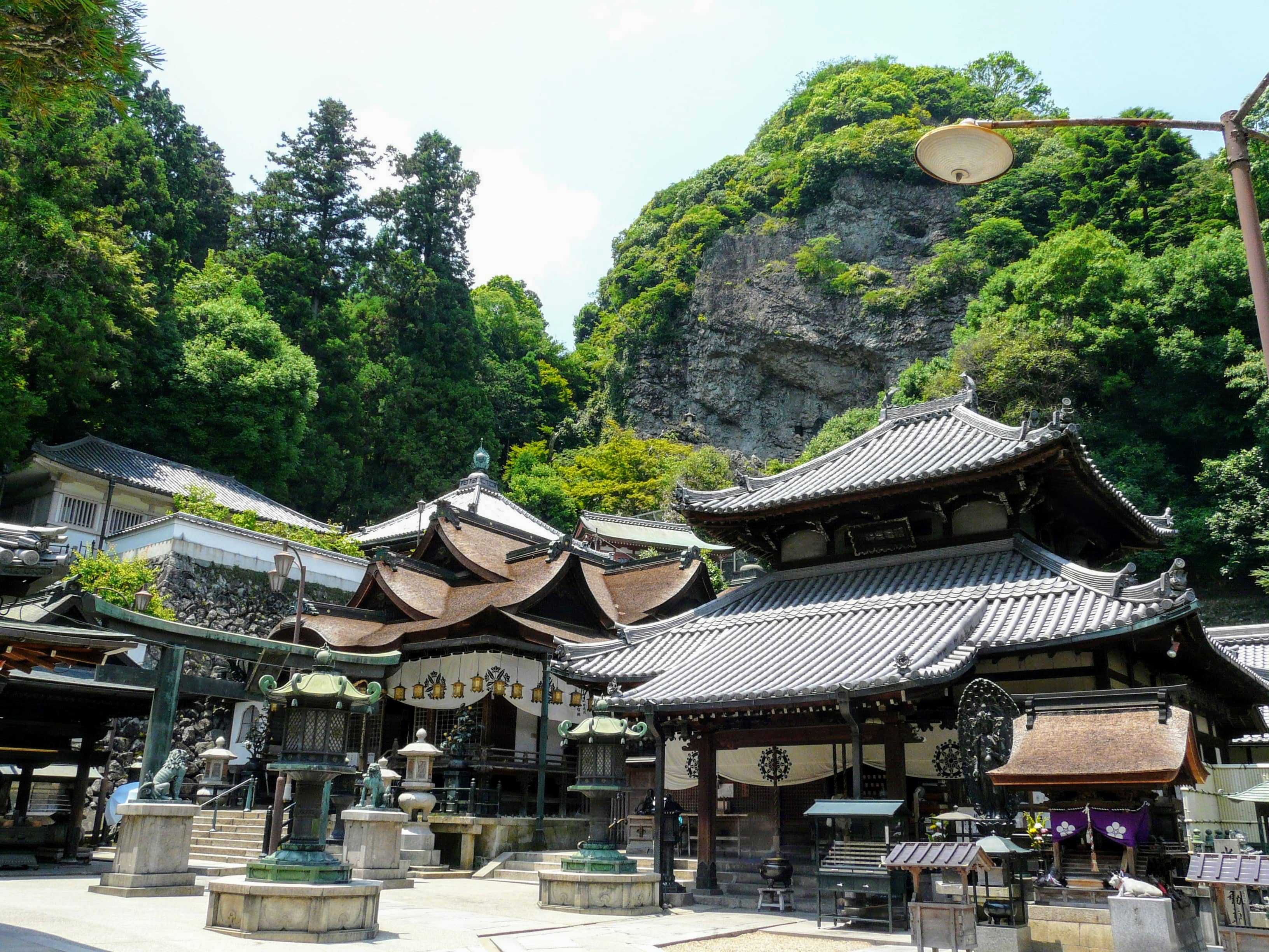 Hozan-ji Temple