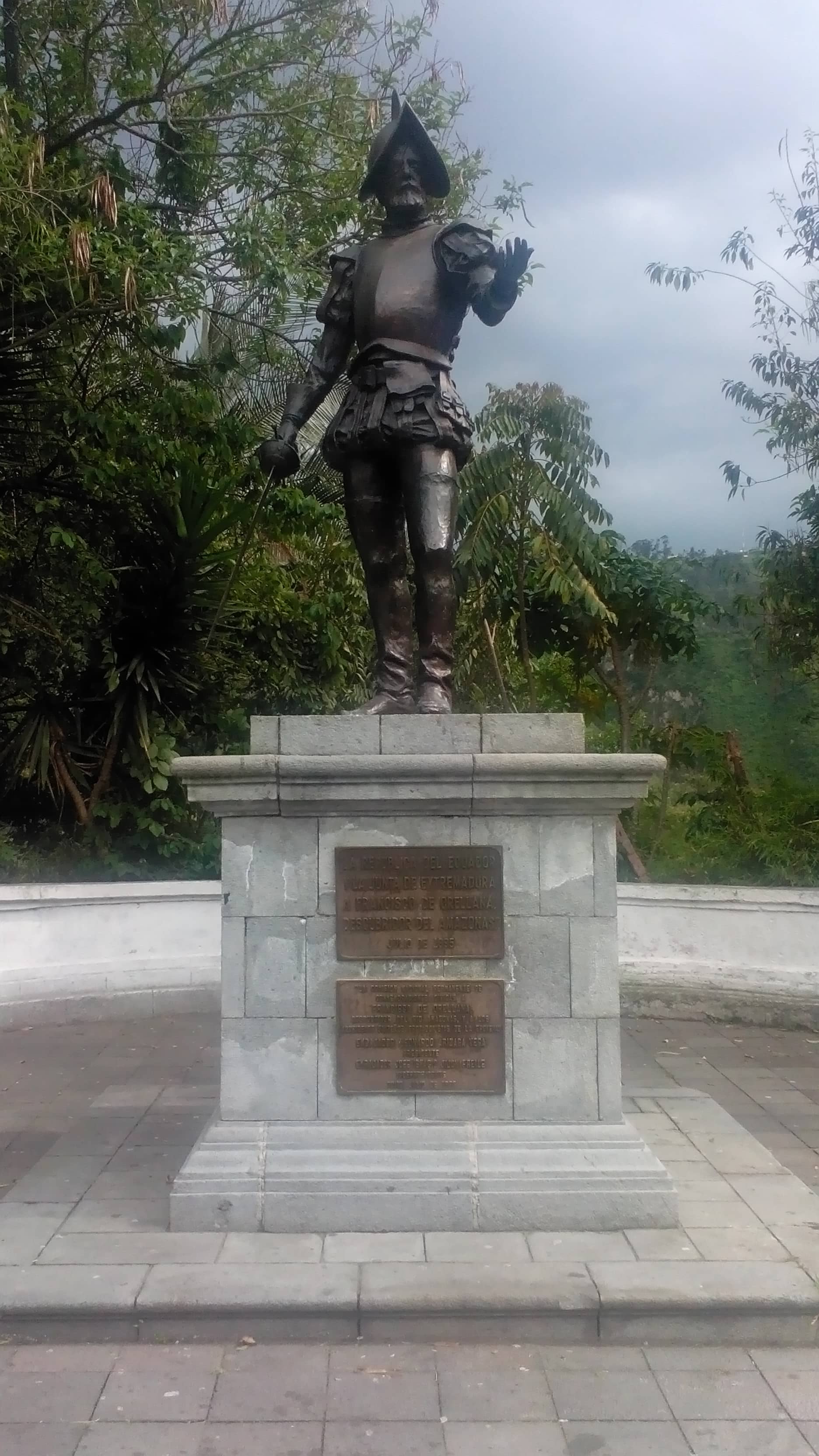 Francisco de Orellana Statue