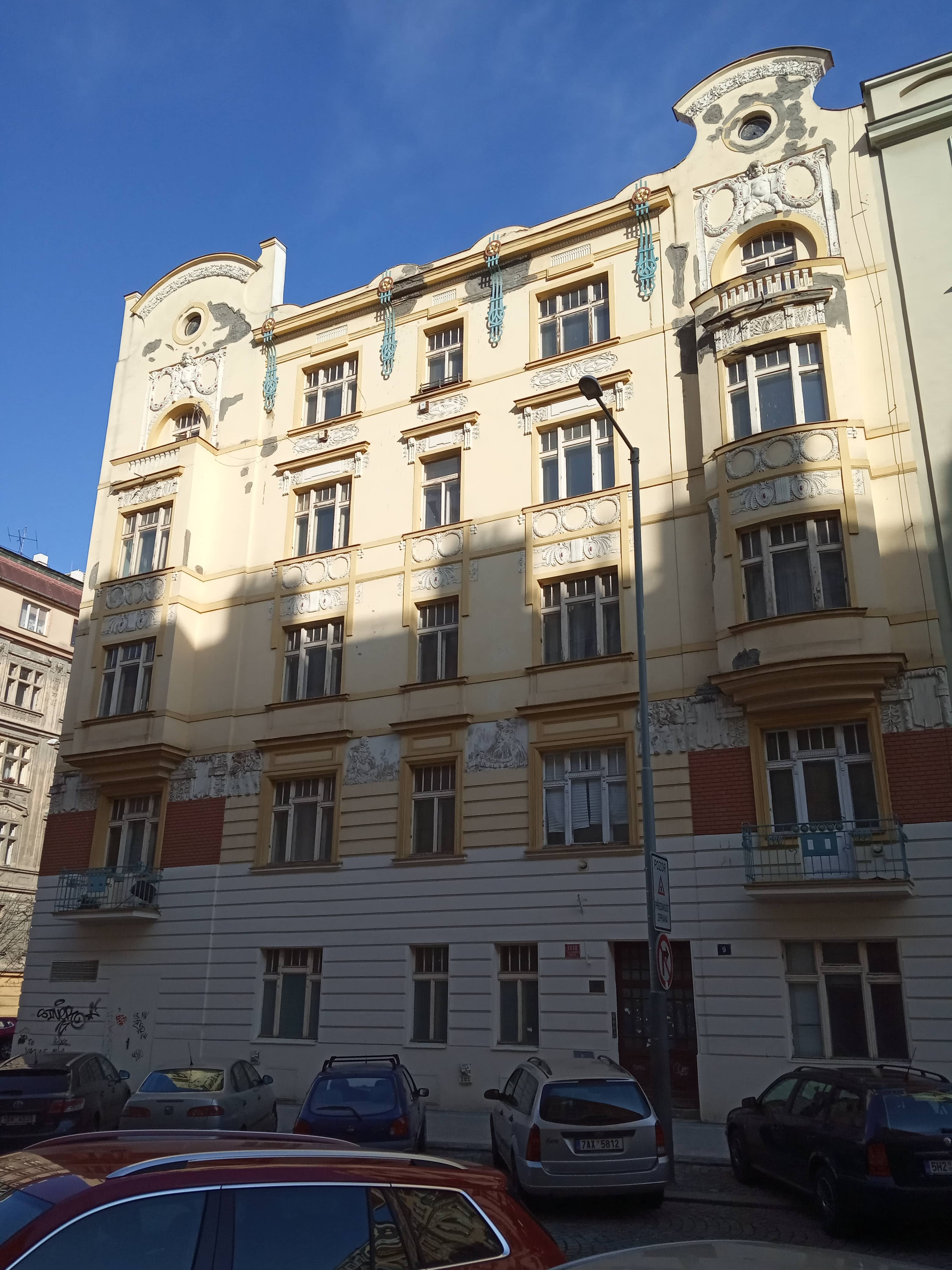 Vinohrady's Art Nouveau Architecture