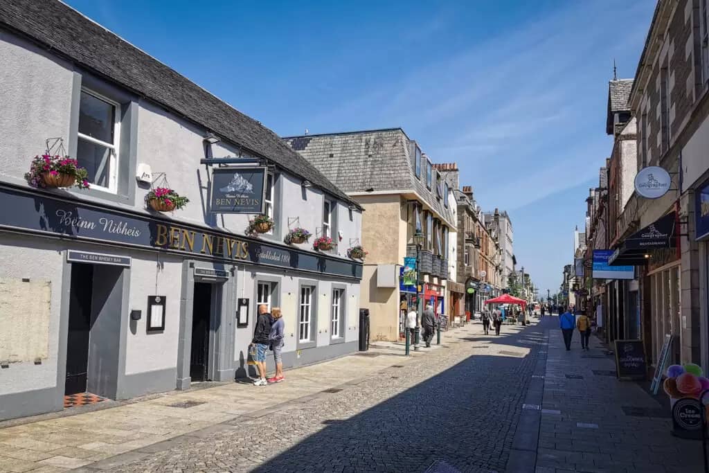 Independent Shops & Cafes