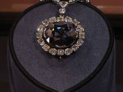 Replica Diamond Displays