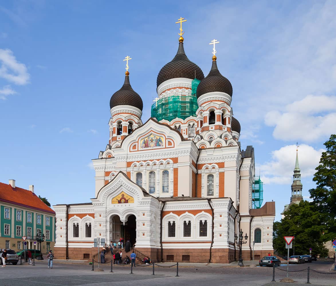 Panoramic Hilltop Views