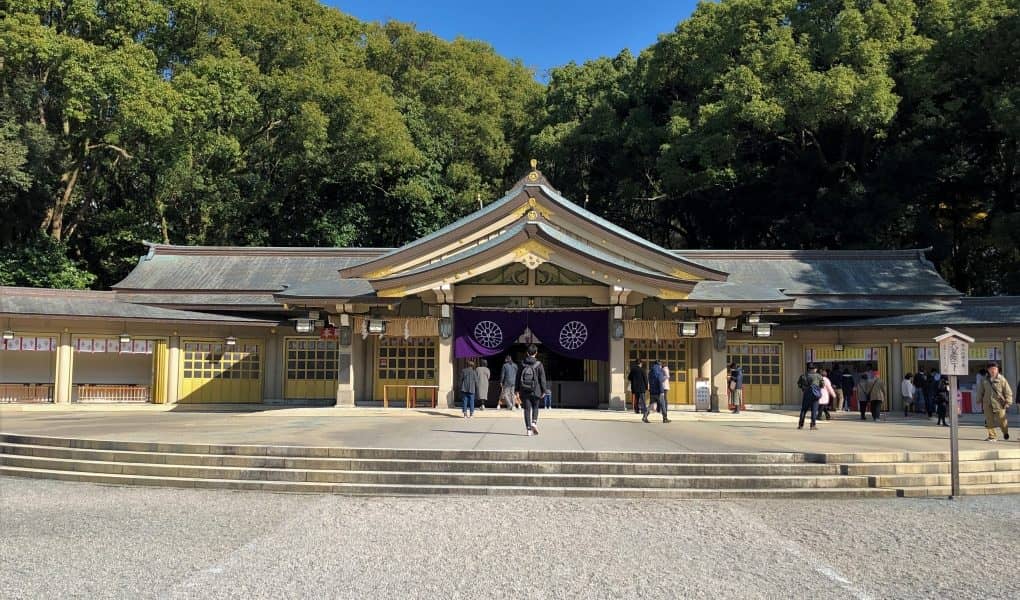 Sprawling Shrine Grounds