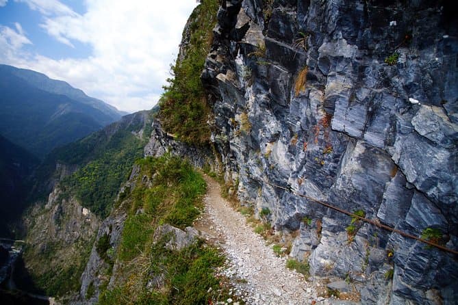 Zhuilu Old Trail Taroko Gorge