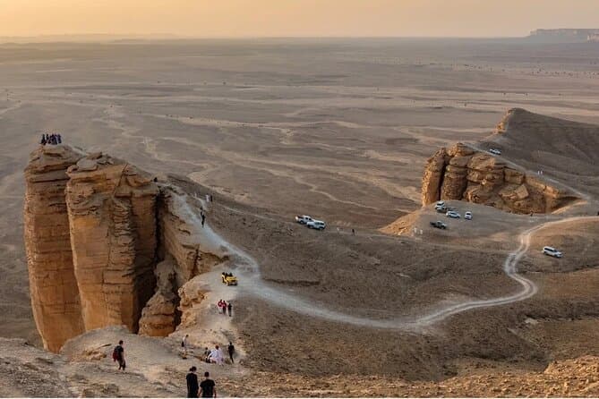 Edge of the World Jebel Fihrayn