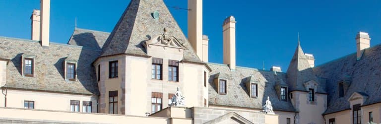 OHEKA CASTLE - Courtyard