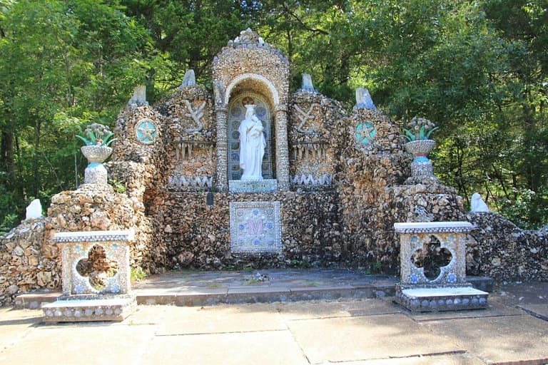 Very peaceful and prayerful