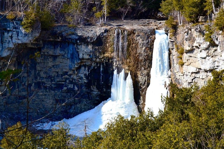 The falls still mostly frozen