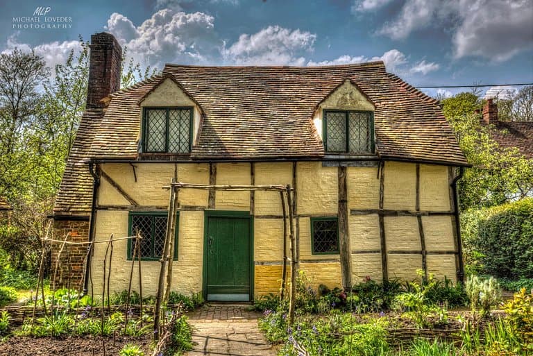 Oakhurst Cottage - from the garden gate