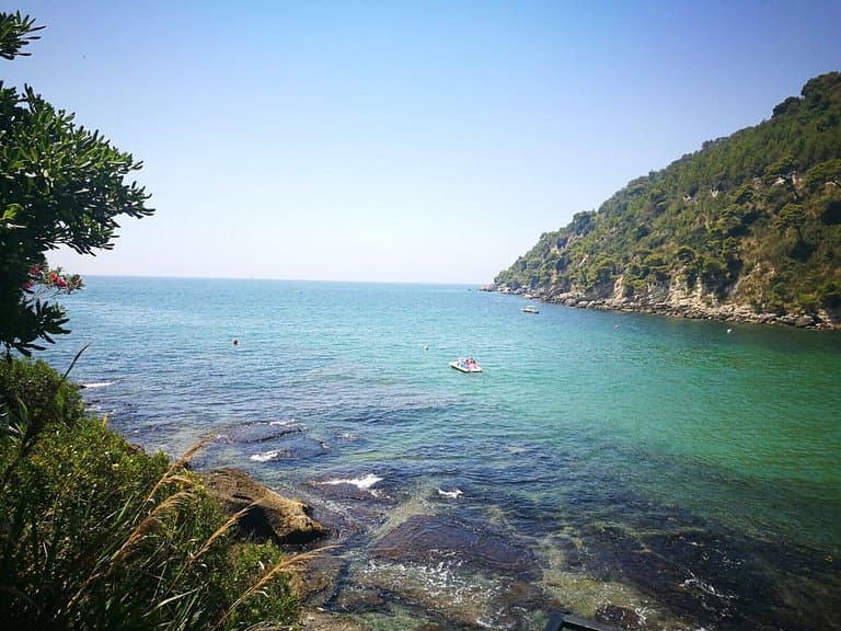 Spiaggia di Scauri