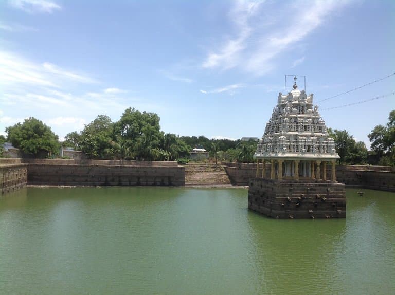 Temple tank