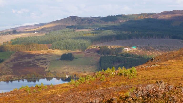 Zoom to Loch Laide from top of Carn na Leitire