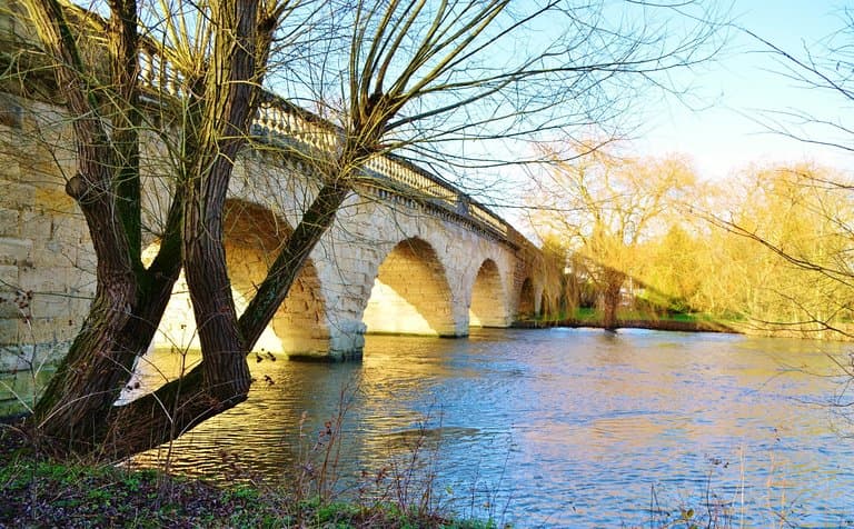 Swinford Toll Bridge Oxfordshire