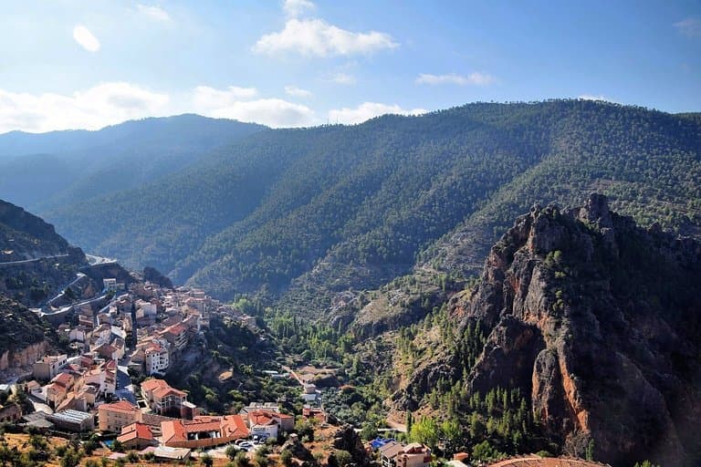 Vistas de Aýna desde el mirador