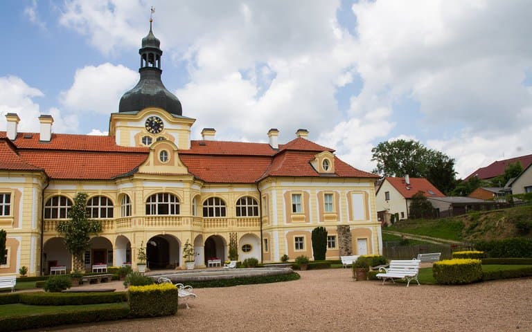 Nebílovy