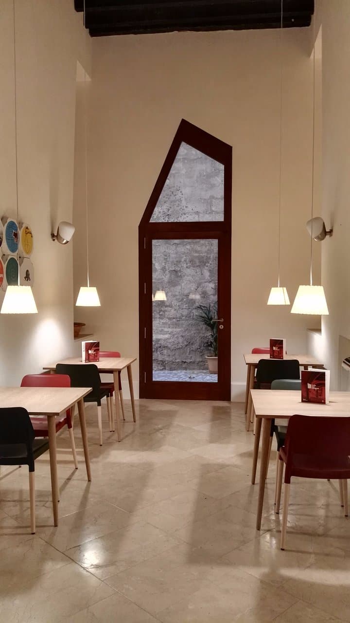 Nuevo bar-librería en Can Balaguer, Palma