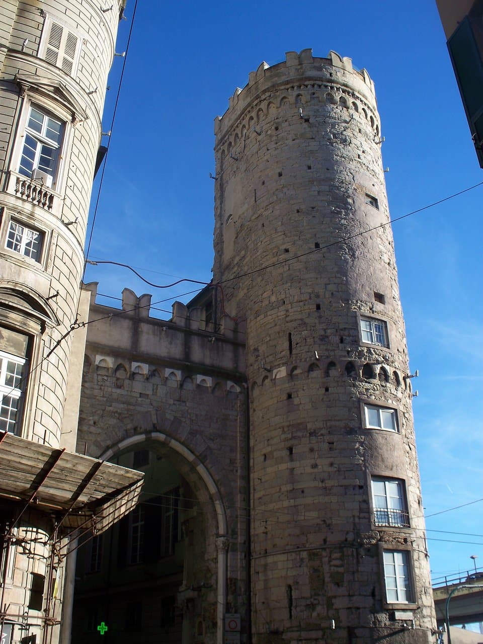 Porta dei Vacca Medieval Gate
