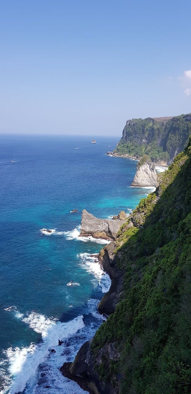 Peguyangan Waterfall