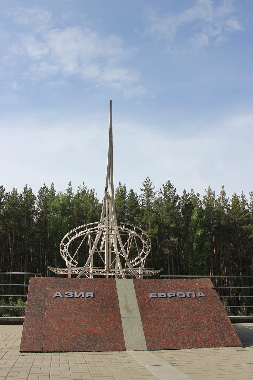 Вот так выглядит стелла летом.