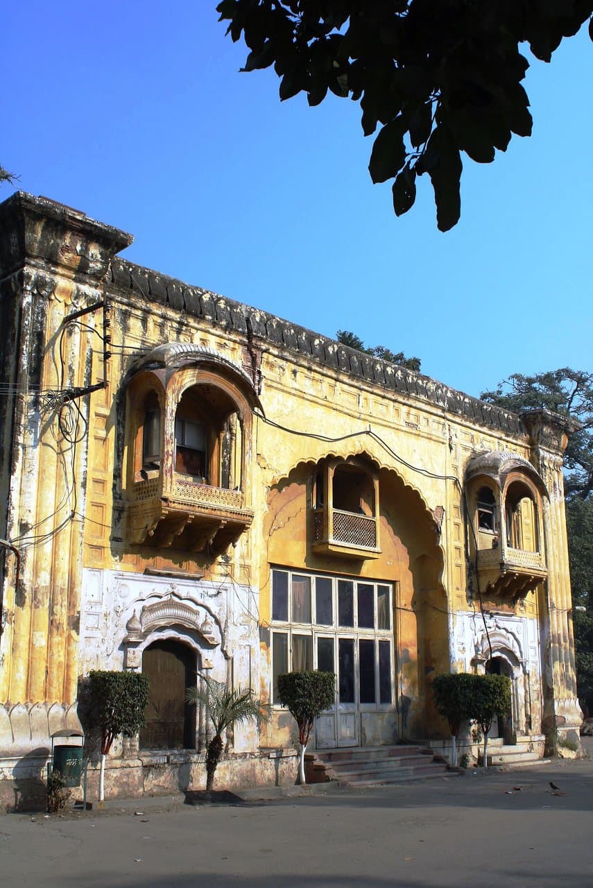 An old palace, due for restoration.