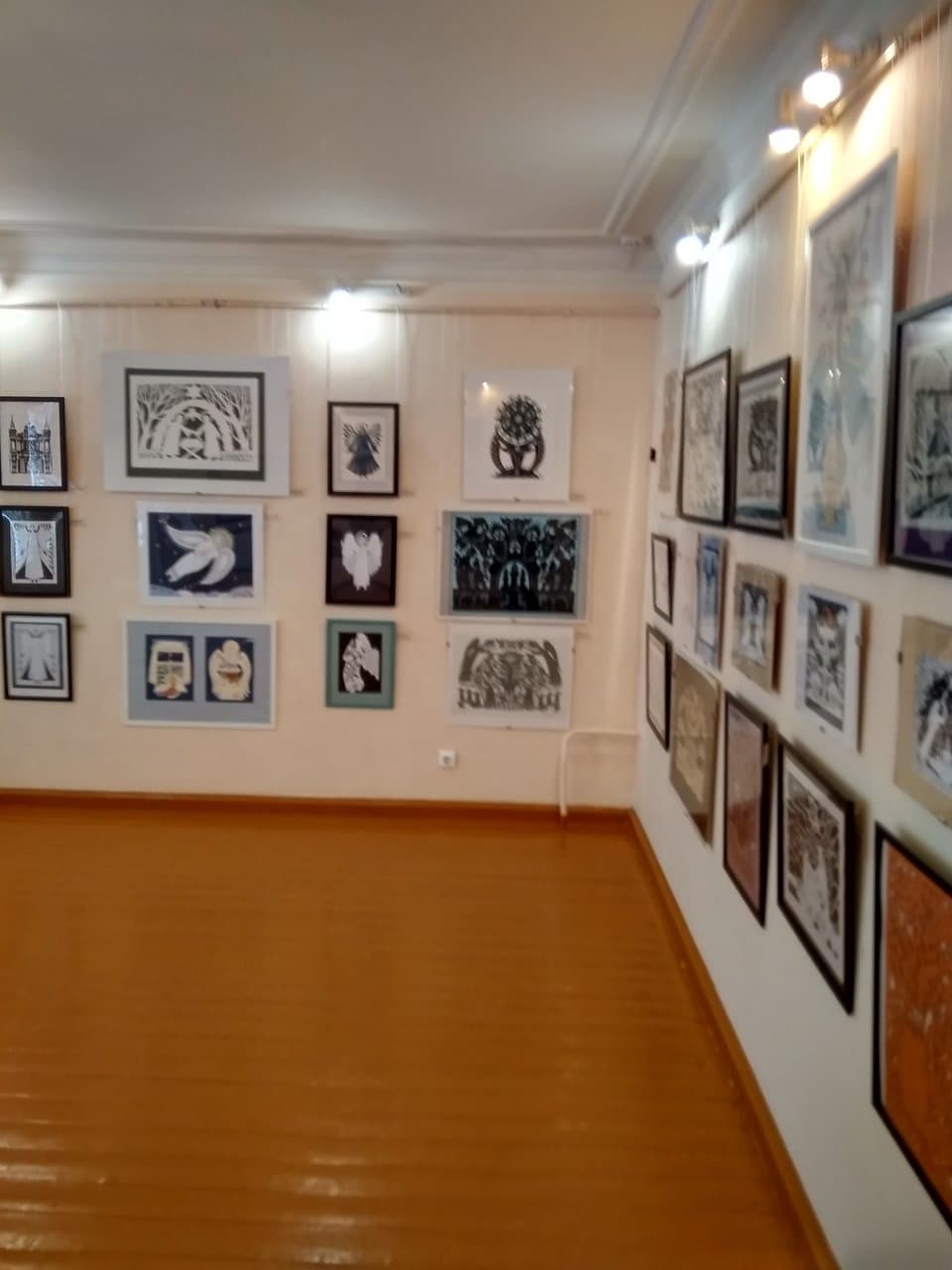 часть выставки