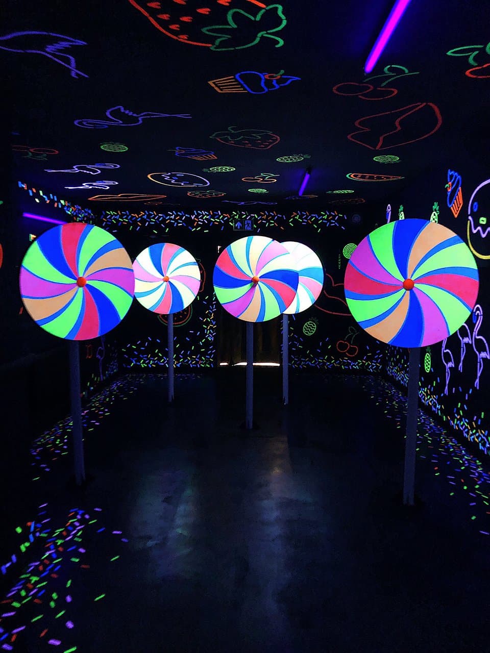 Visit the Museum of Sweets & Selfies