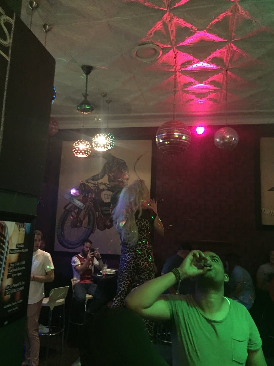 Best night,cocktails music performance