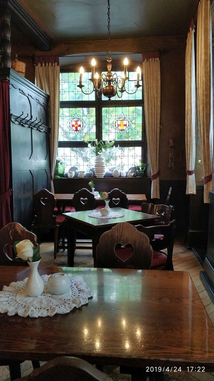 Weinhaus Hubertus
