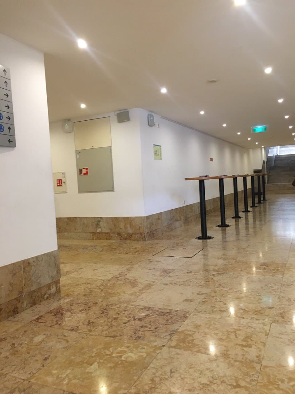 Olga Cadaval Cultural Center