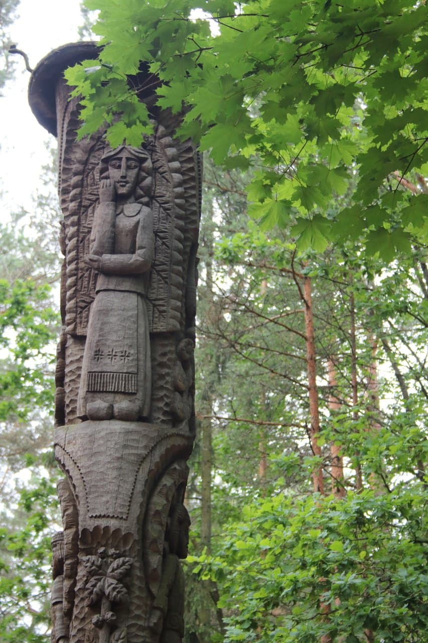 Raganu Kalnas (Hill of Witches)