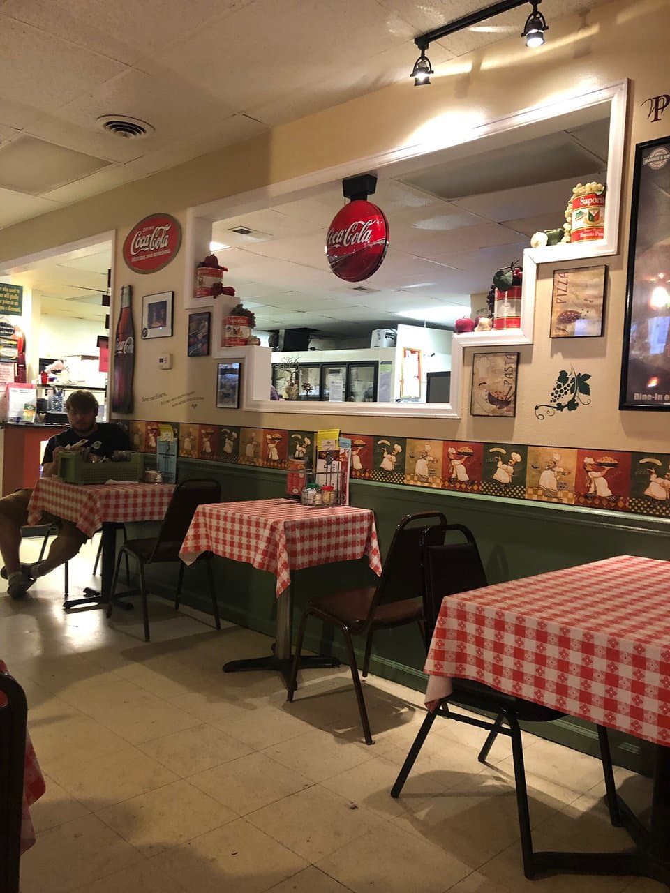 Mannie & Bo's Pizzeria