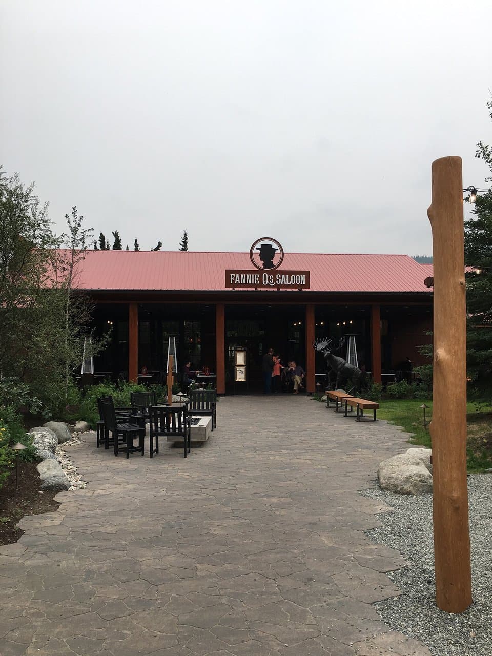 Fannie Q's Saloon - Denali Princess Lodge