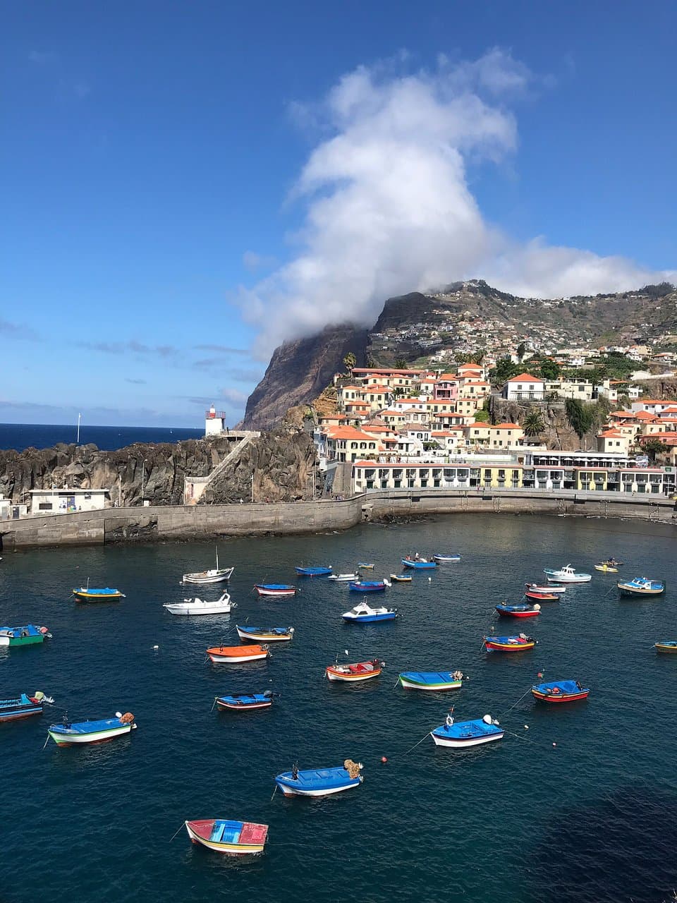 Câmara de Lobos Coastal Promenade