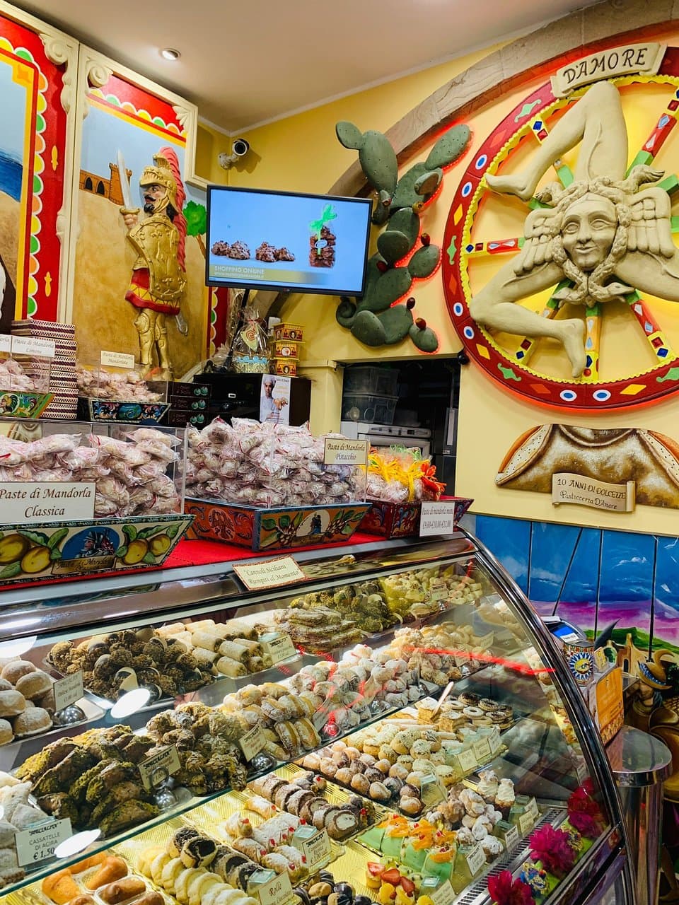 Produse și atmosferă super faină .