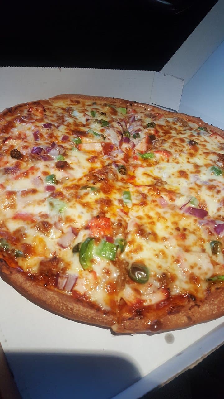 Spicy Garlic pizza, extra chilli and garlic