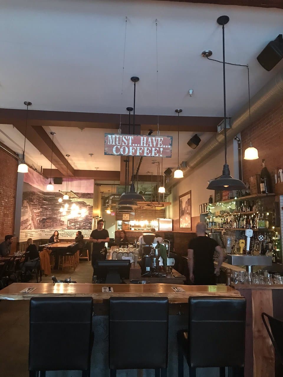 Catch 122 Cafe Bistro