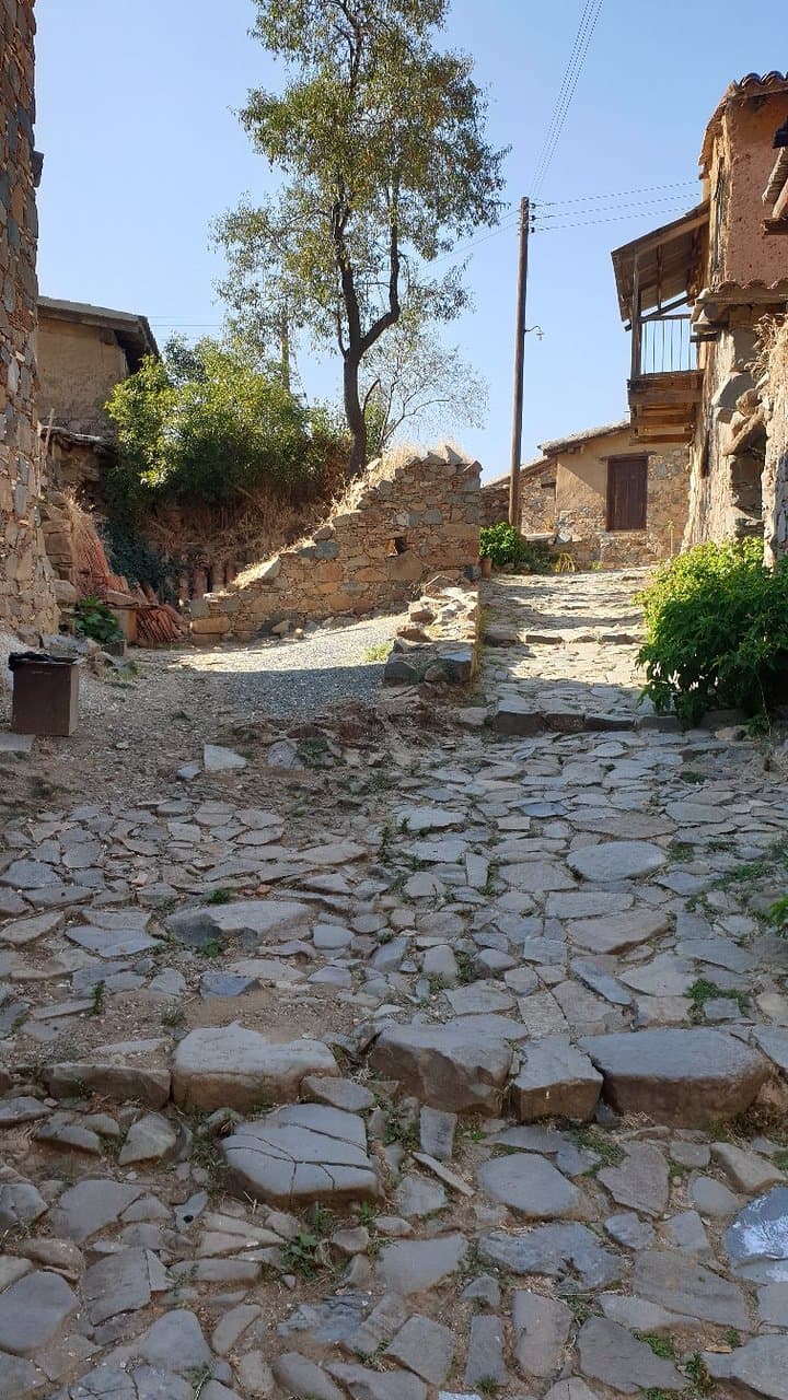 Shots of the beautiful village of Phikardou