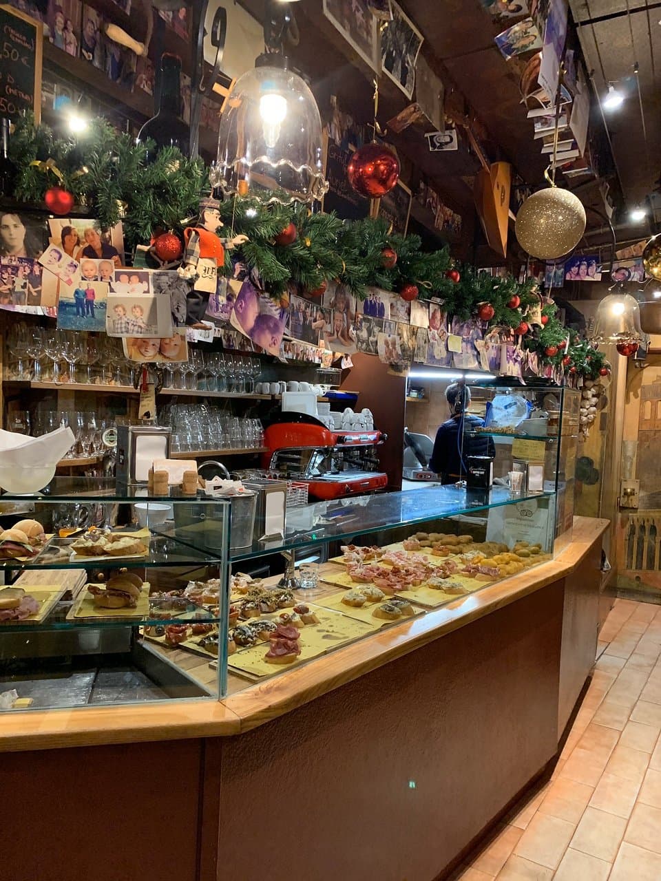 Great food and service. Friendly staff.