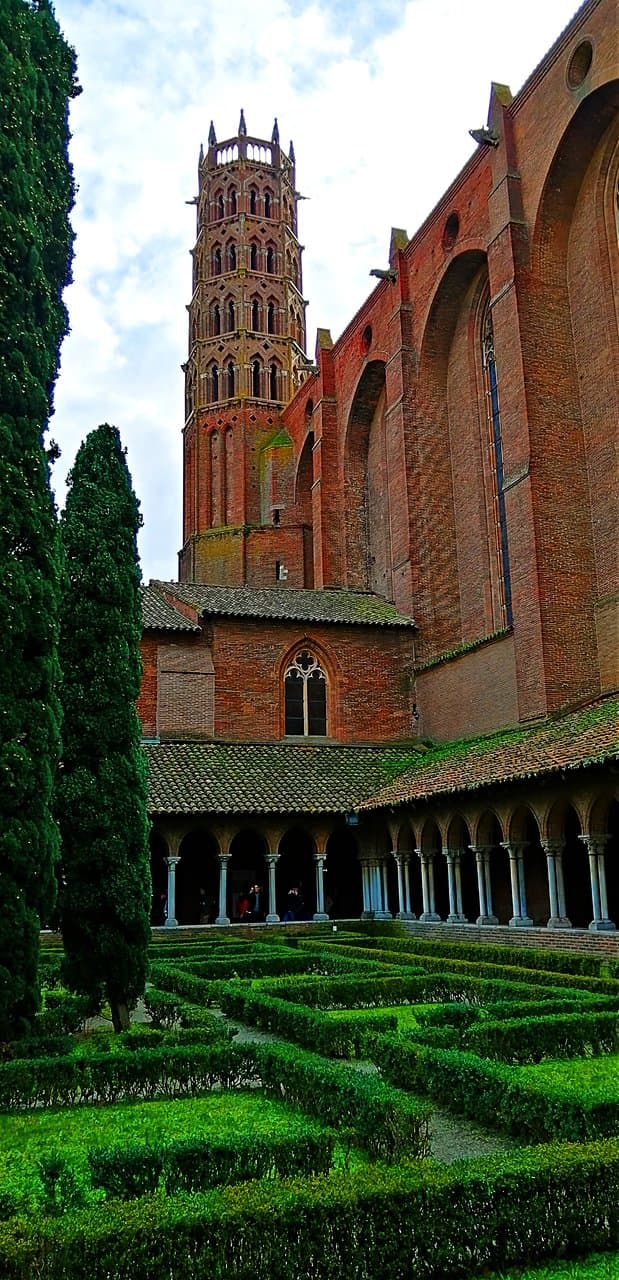Visitando os jardins do Convento! 