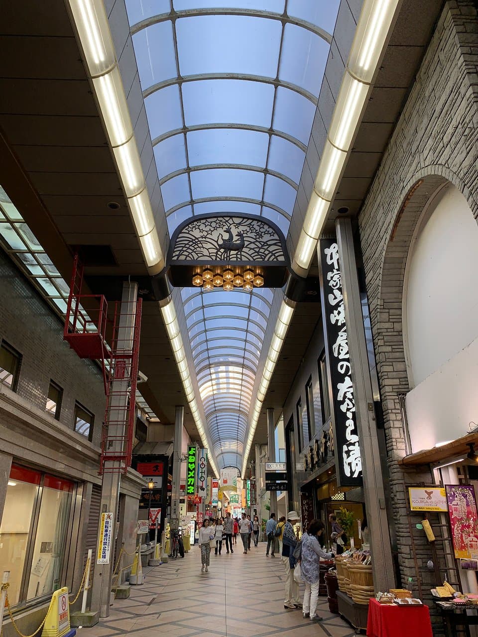 東向商店街