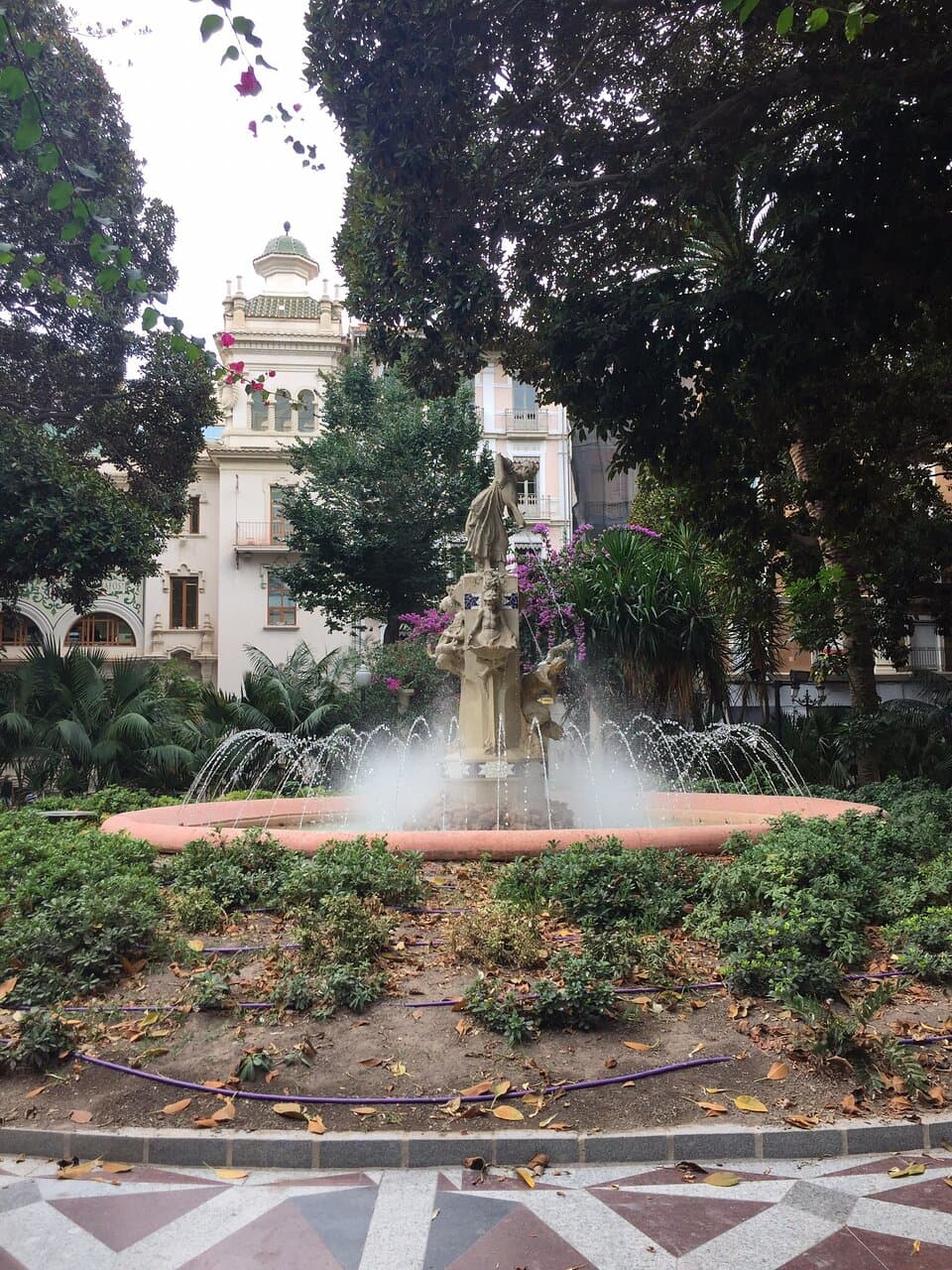 Glorieta Gabriel Miró