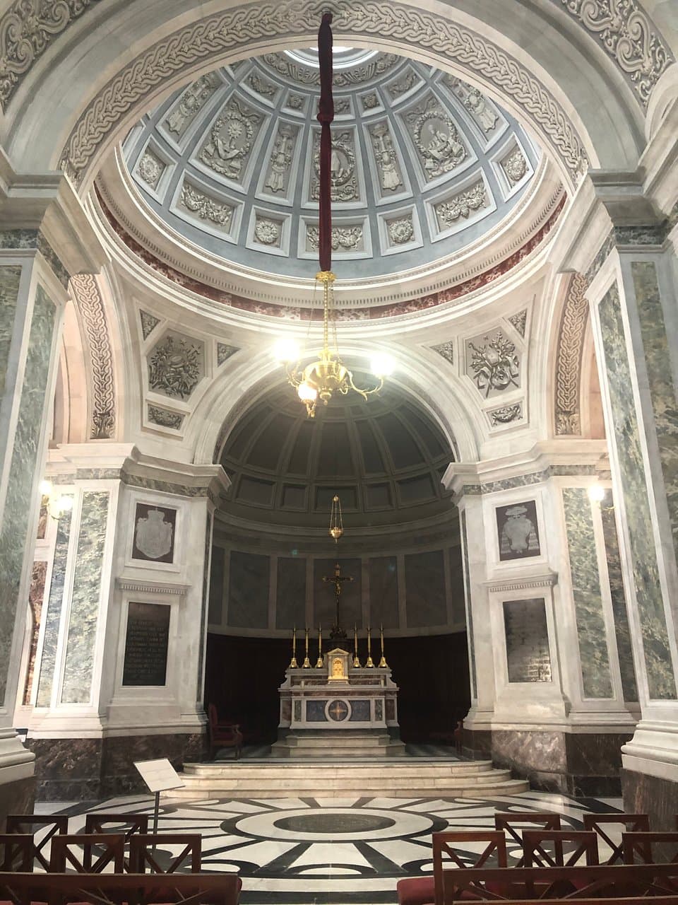 Dome artwork - a lot of clever trompe l'œil