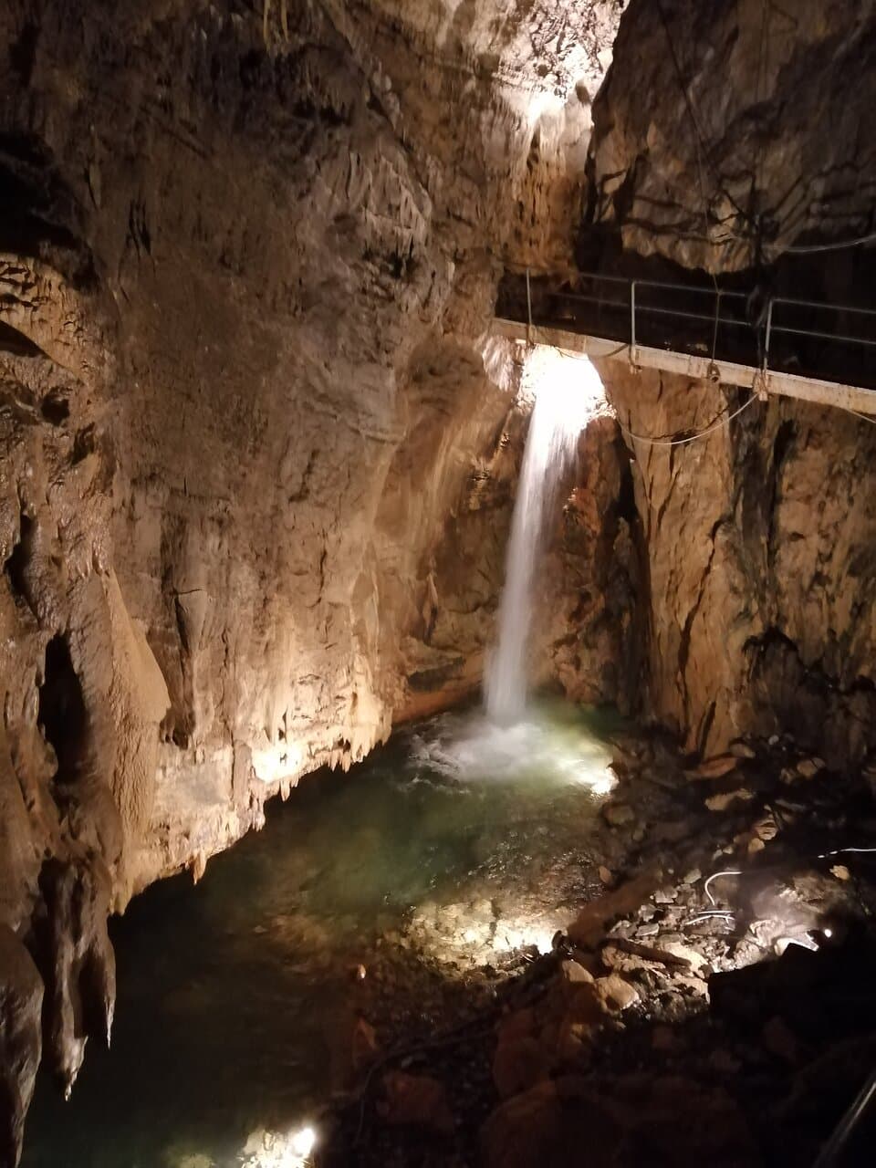 Bossea Caves