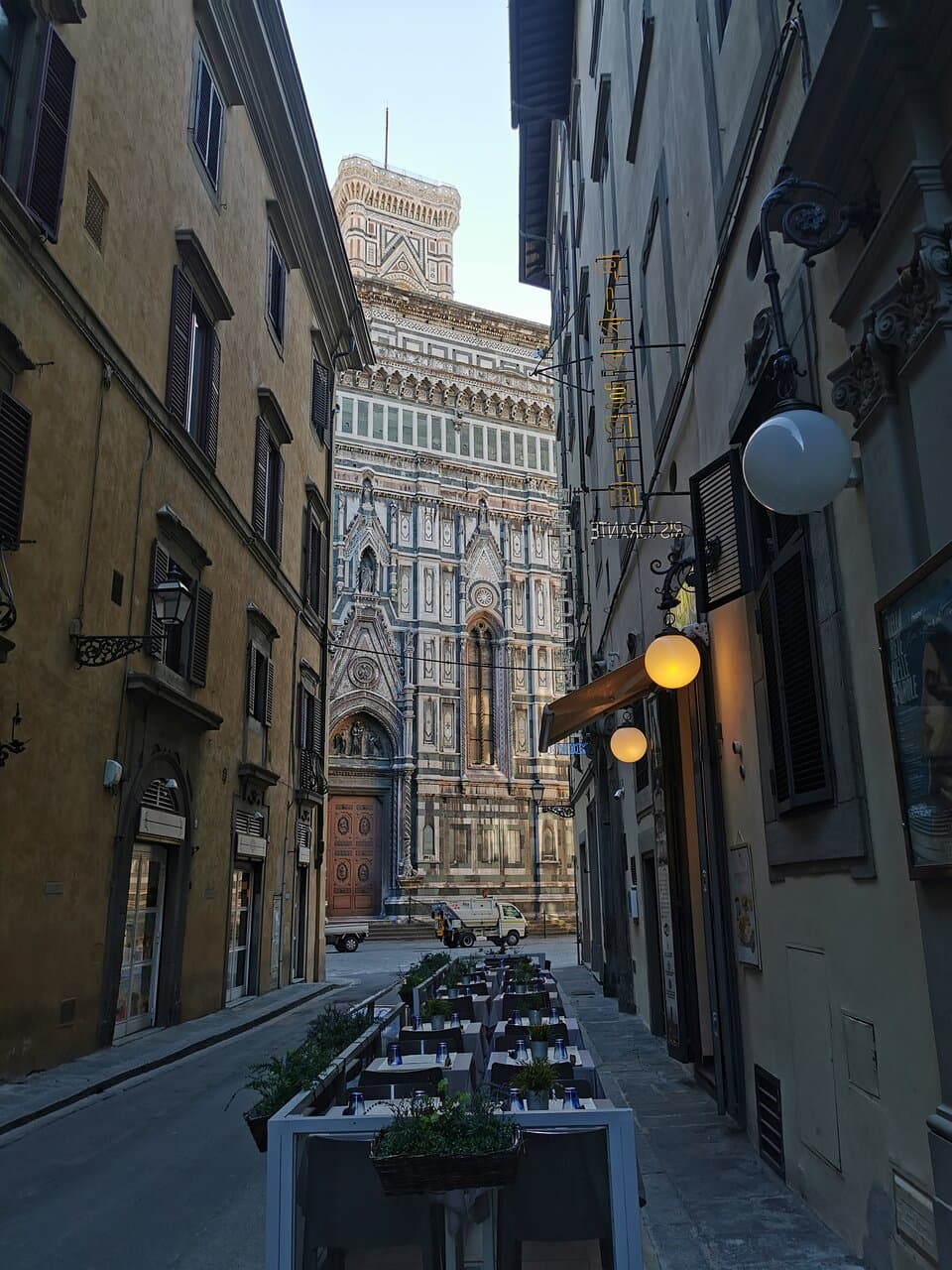 Via Ricasoli verso Piazza del Duomo