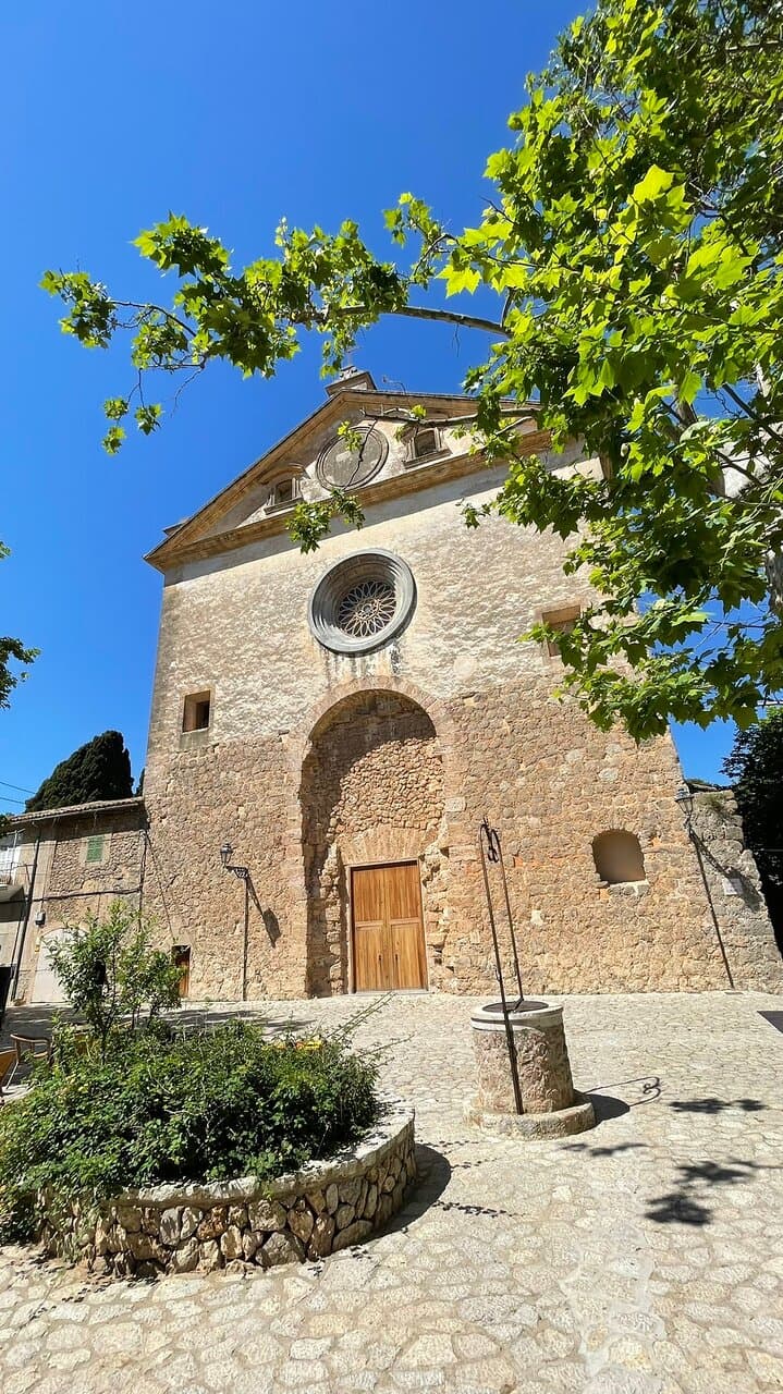 Valdemossa church