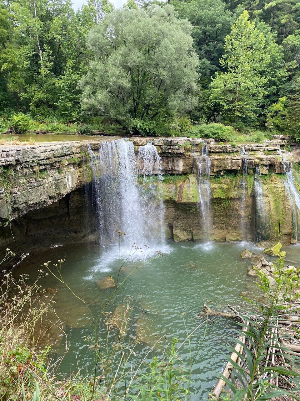 Falls before the rain