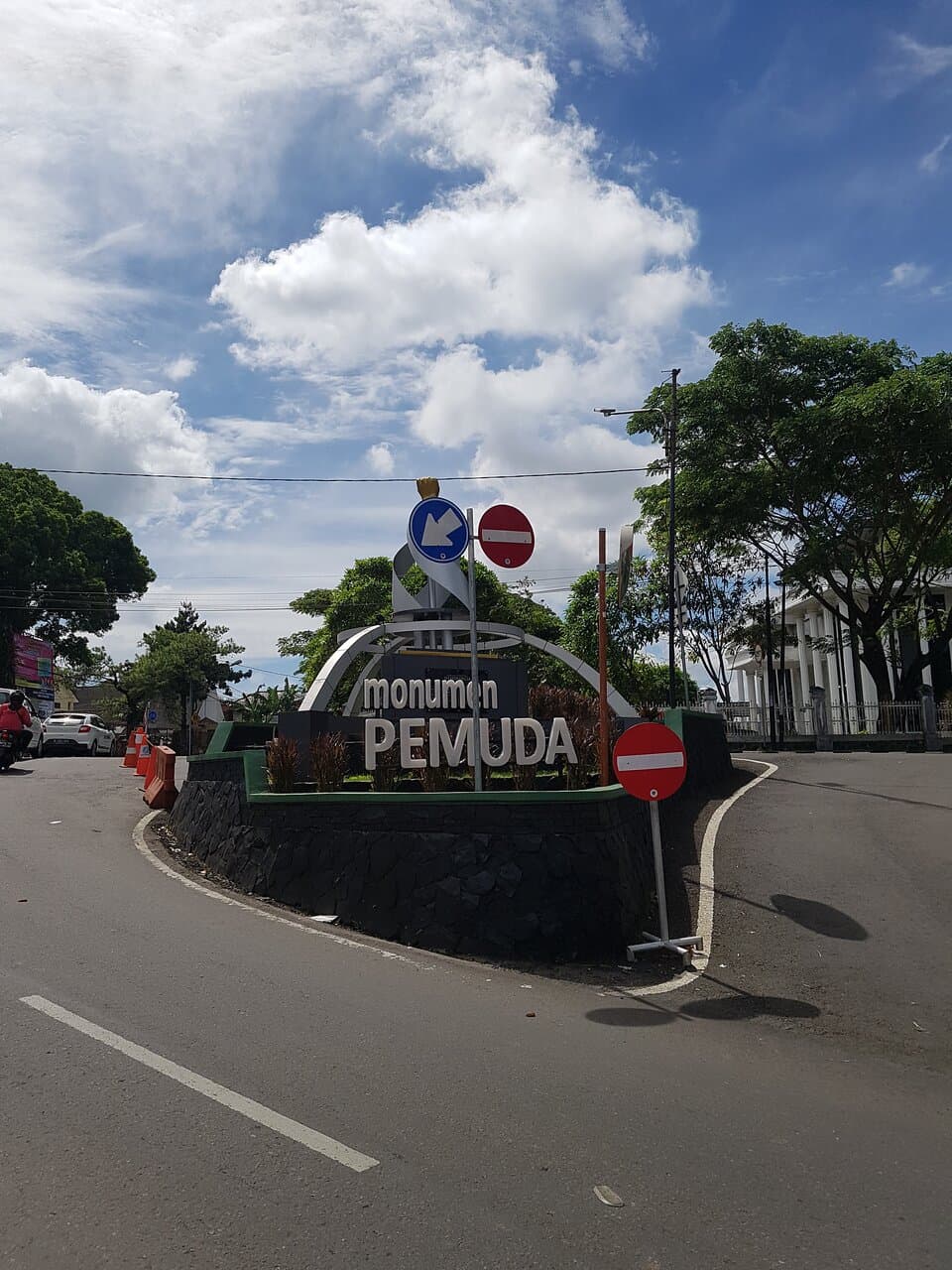 monumen